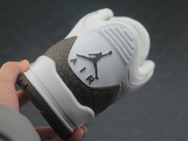 Air Jordan 3 Retro "Mocha"
