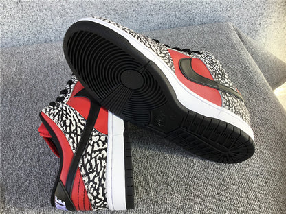 Supreme x Nike SB Dunk Low Premium "Red Cement"