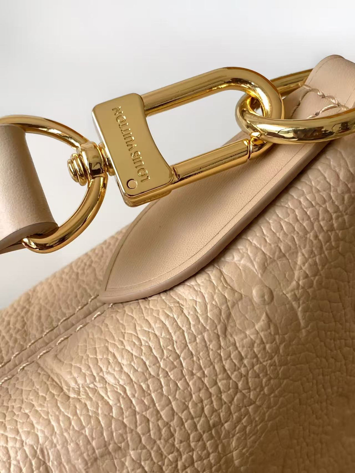 Louis Vuitton Skyline MM "Noisette Monogram Empreinte Leather"