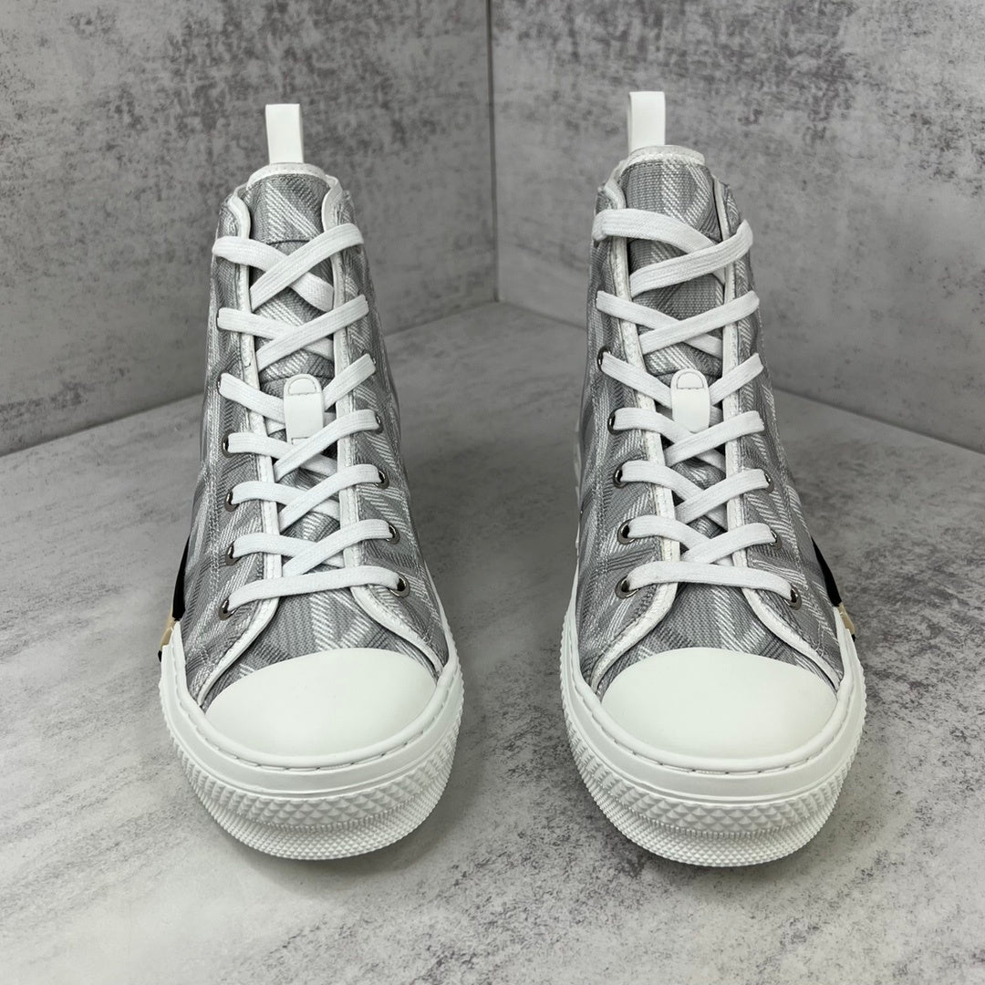Dior B23 High-Top "Light Grey CD Diamonds"