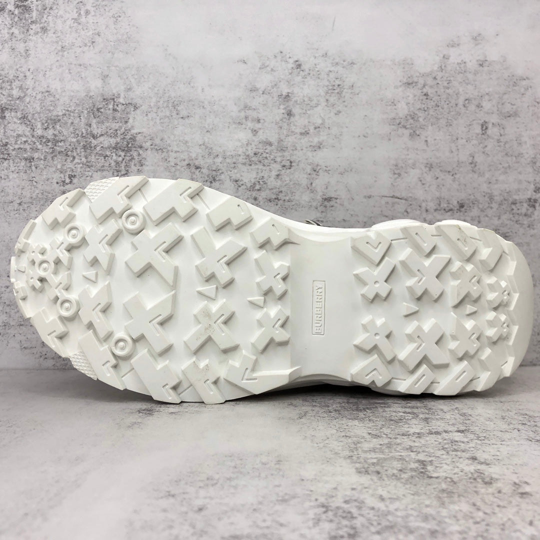 Burberry Arthur "White-Vintage"