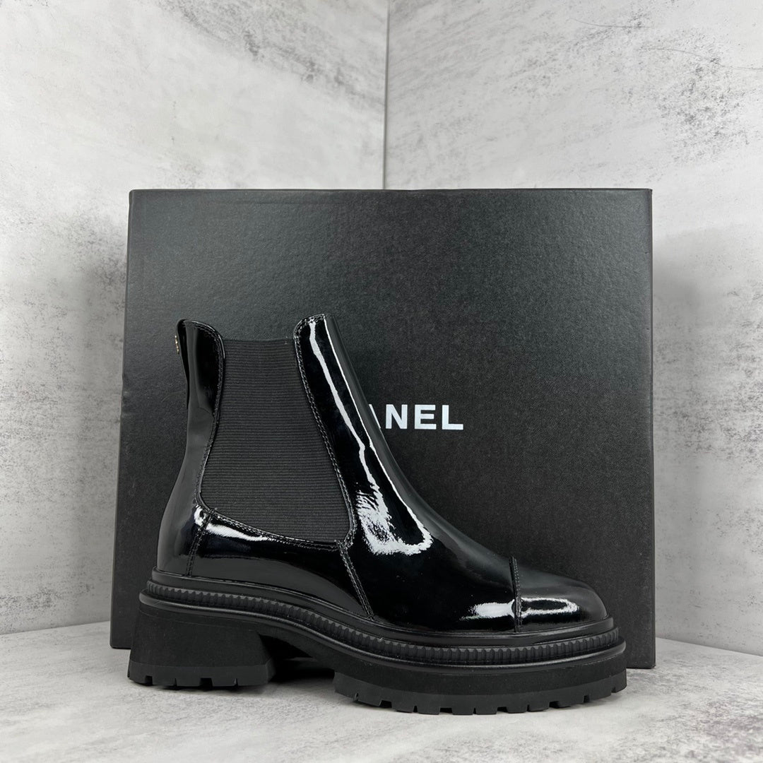 Chanel Chelsea Boots "Black Gloss"