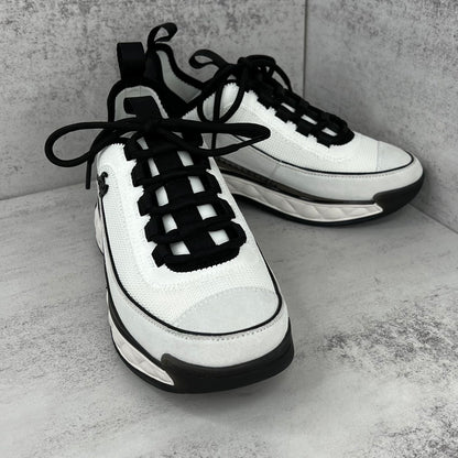 Chanel 22B "White-Grey-Black"