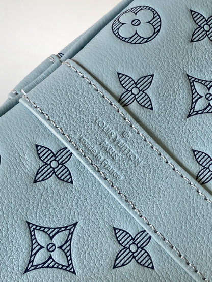 Louis Vuitton Keepall Bandoulière 50