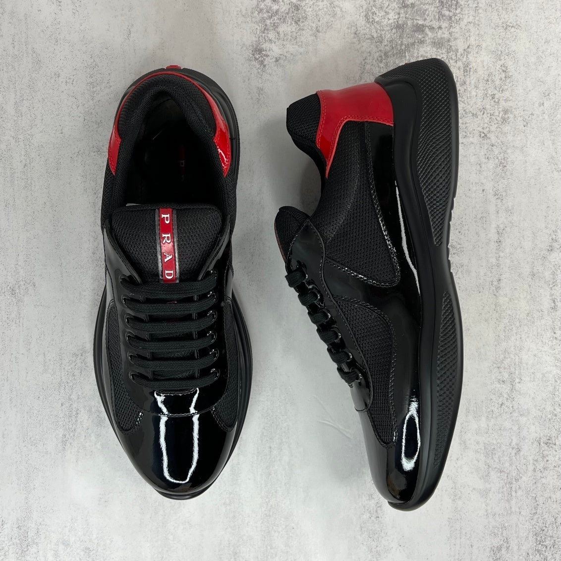 Prada America's Cup "Anthracite-Red"