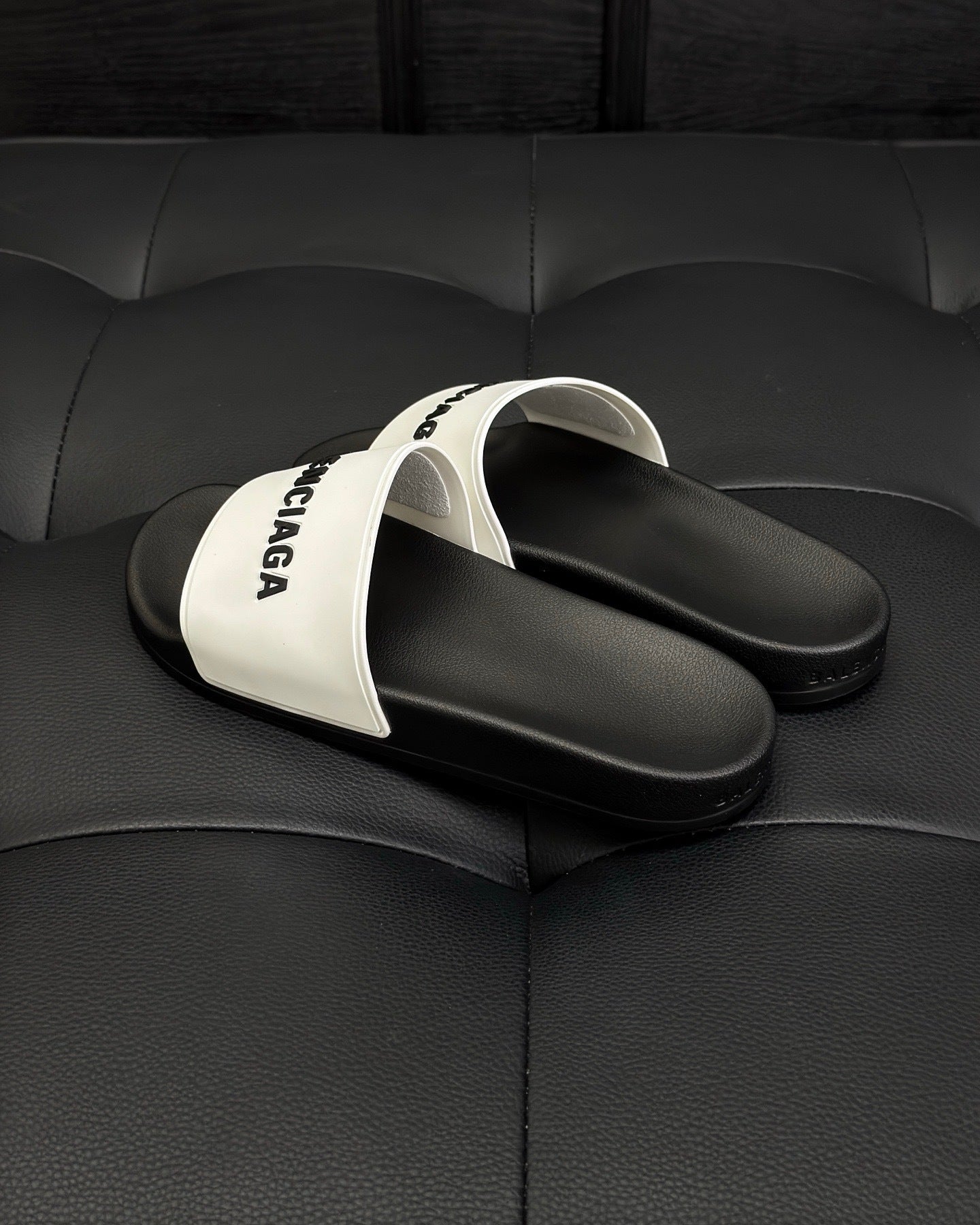 Balenciaga Pool Slide "Black-White"