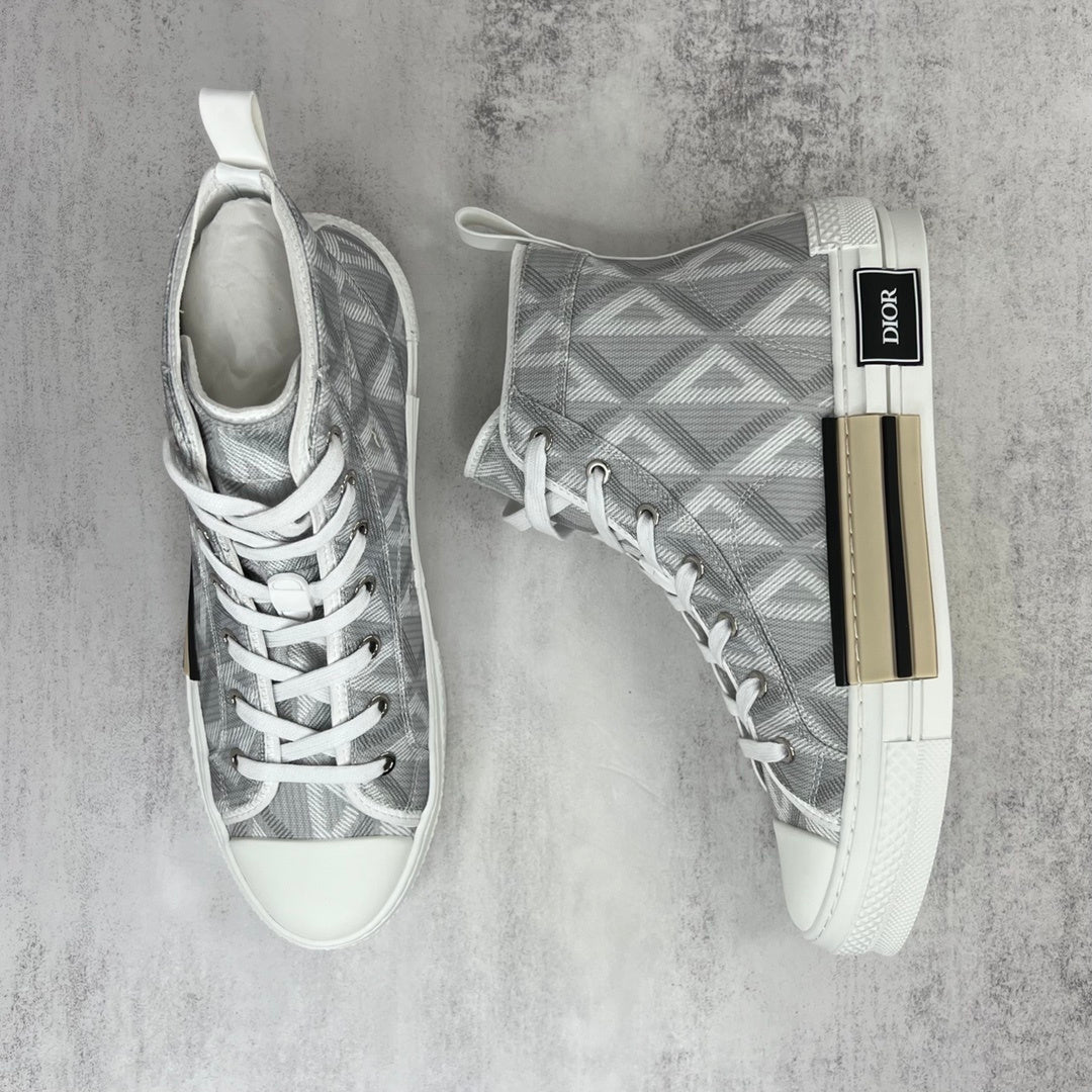 Dior B23 High-Top "Light Grey CD Diamonds"
