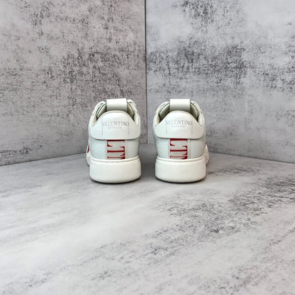 Valentino Garavani VL7N "White-Red-Grey"