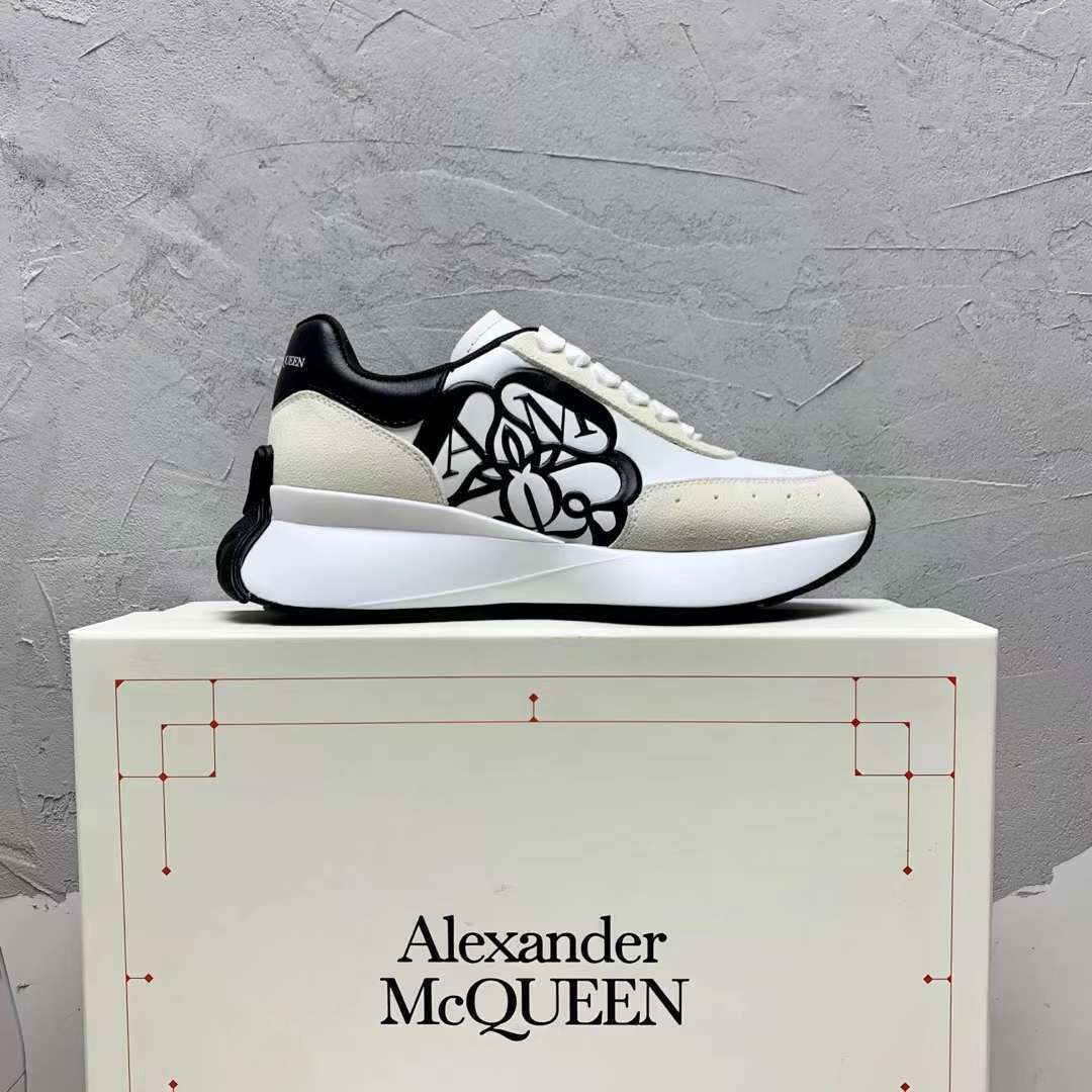 Alexander McQueen Sprint Runner "White-Beige-Black"