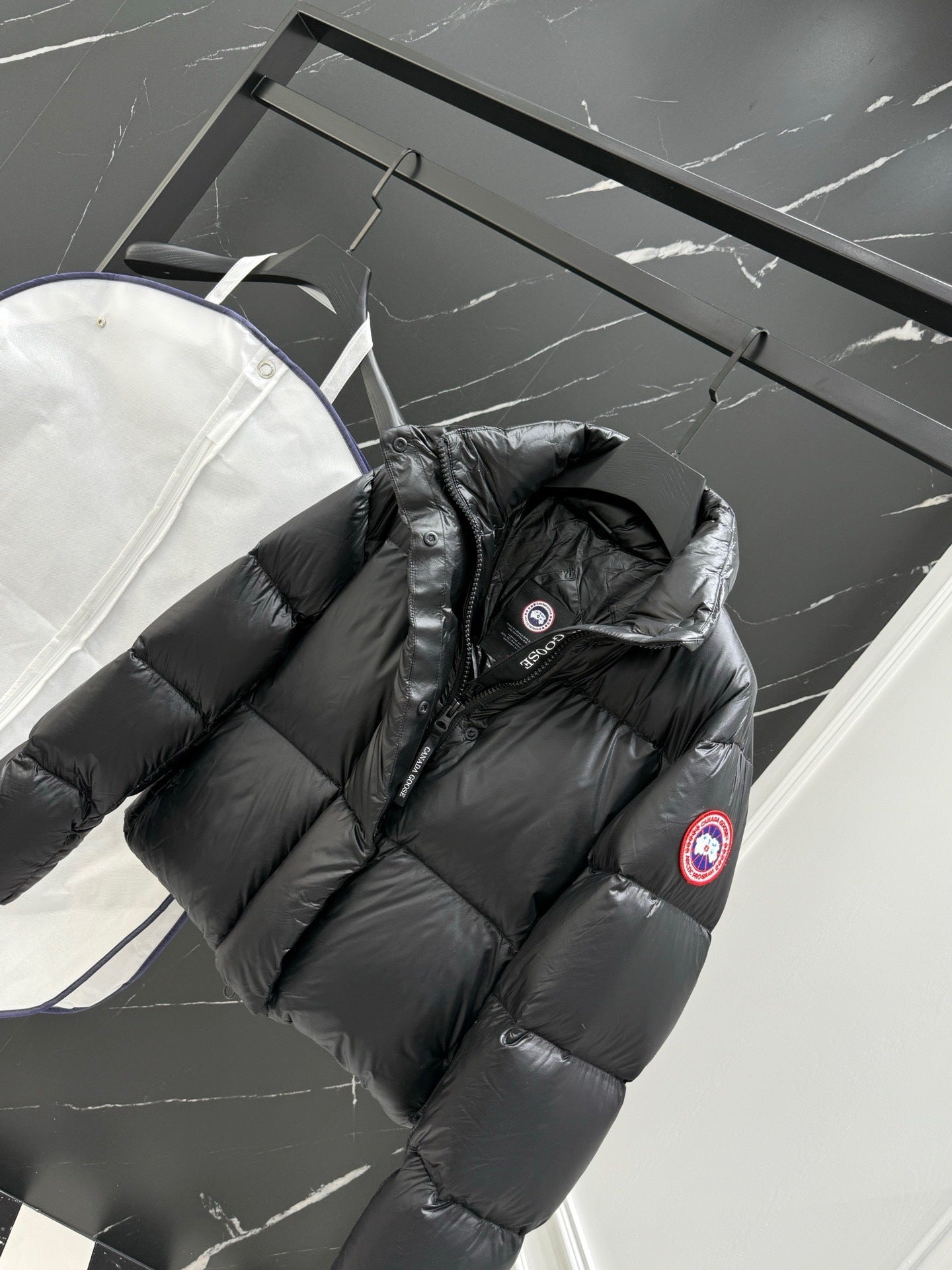 Canada Goose Cropped Cypress Down Jacket "Black"
