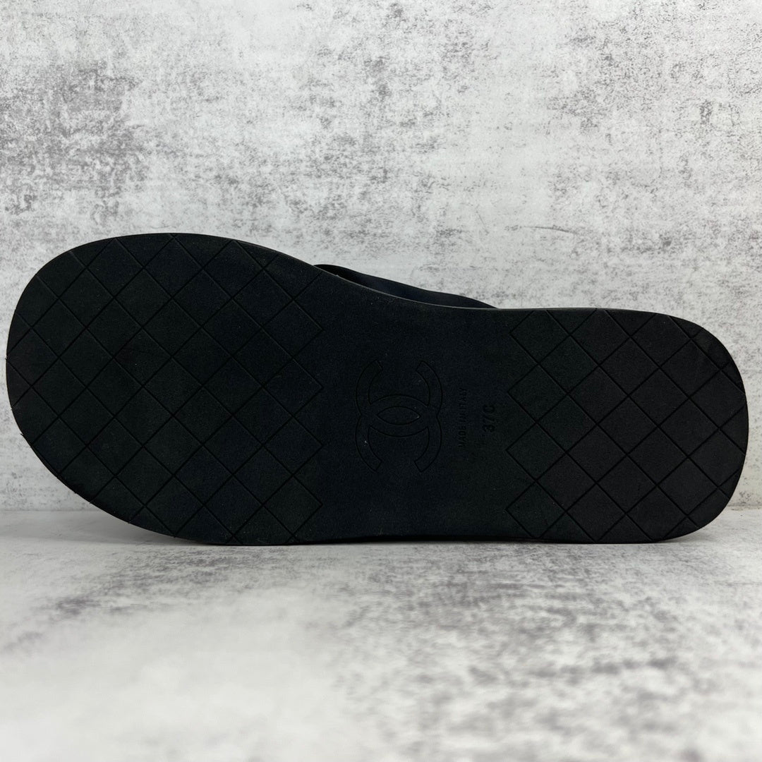 Chanel Slides "Black"