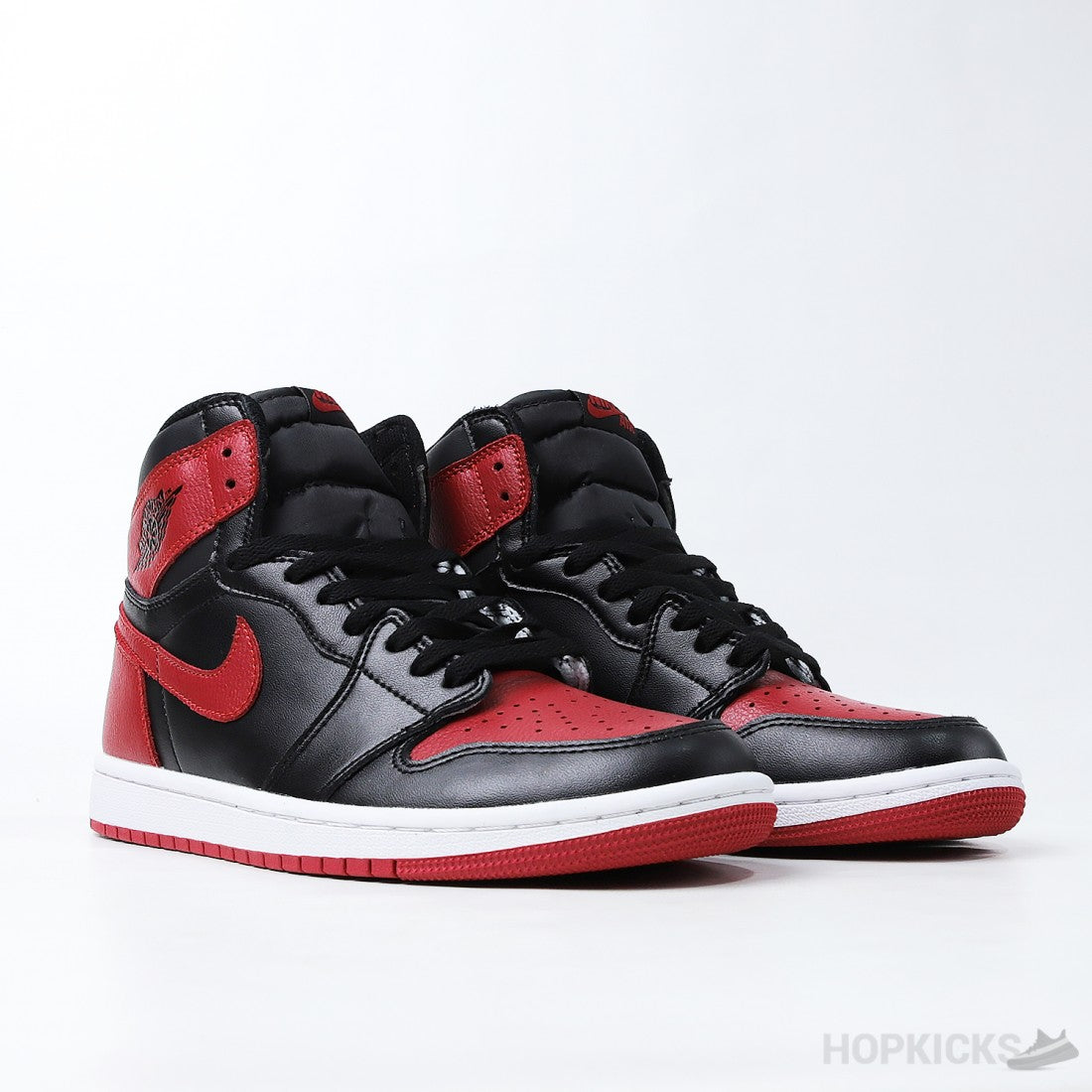 Air Jordan 1 Retro High OG "Banned-Bred"