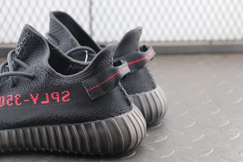 Yeezy 350 V2 "Core Black Red"