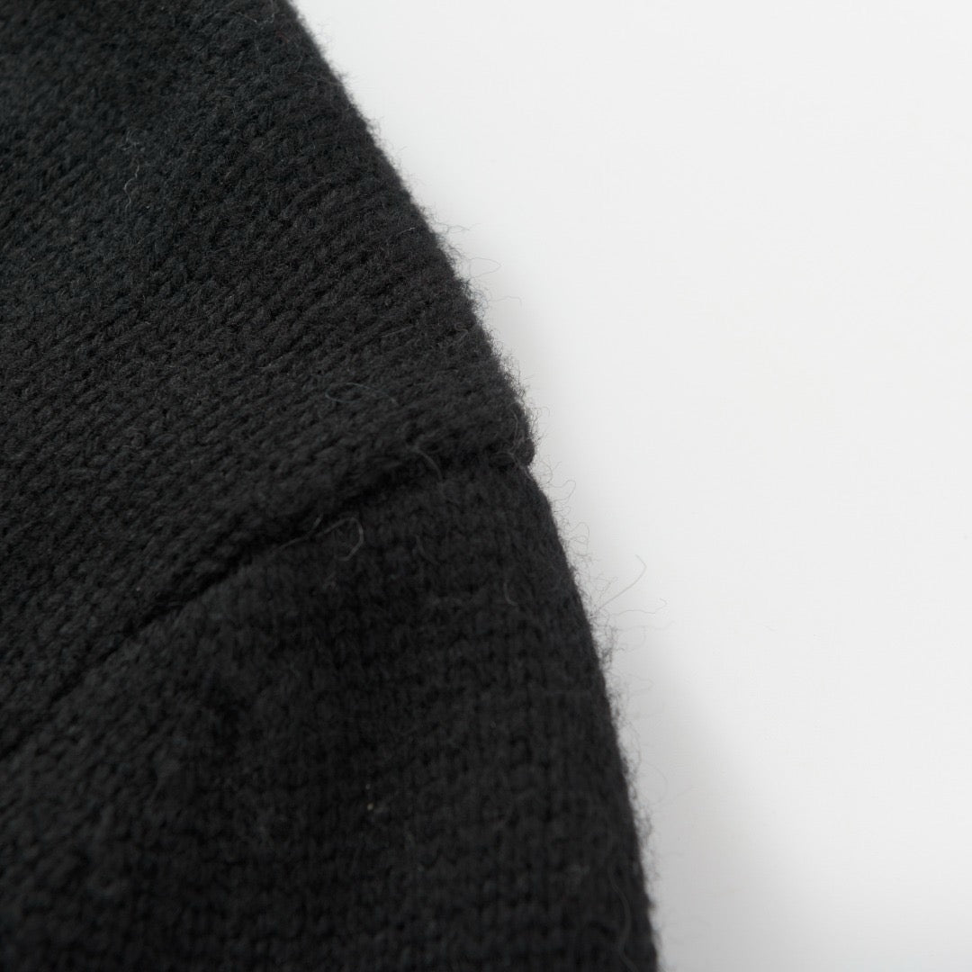 Burberry Knight Wool Cashmere Sweater "Black"