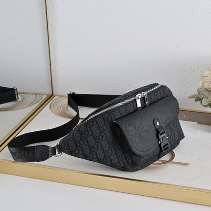 Dior Saddle Belt Bag "Dior Oblique Jacquard in Black and Grained Calfskin in Black"