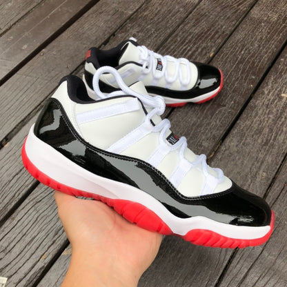 Air Jordan 11 Retro Low "Concord Bred"