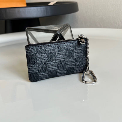Louis Vuitton Key Pouch "Damier Graphite"