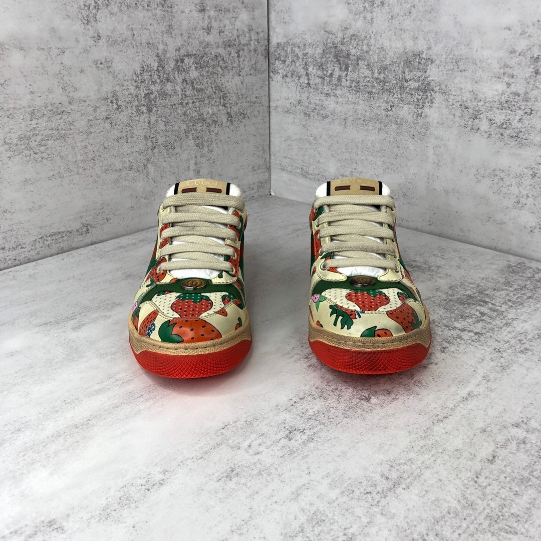 Gucci Screener "White Strawberry"