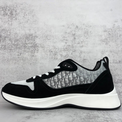 Dior B25 "Black-White"