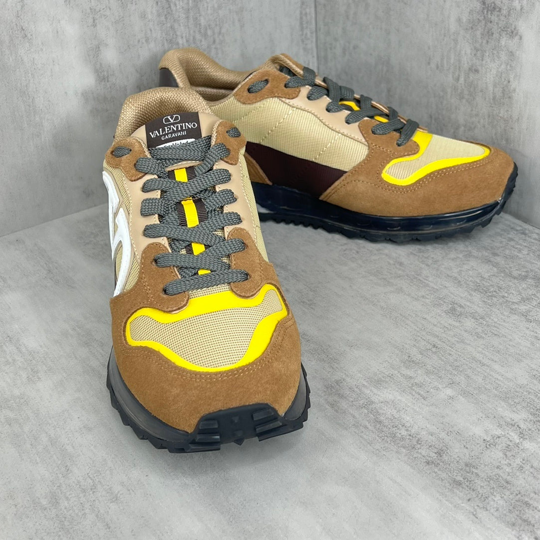 Valentino Garavani V-Logo "Brown-Beige-Yellow"