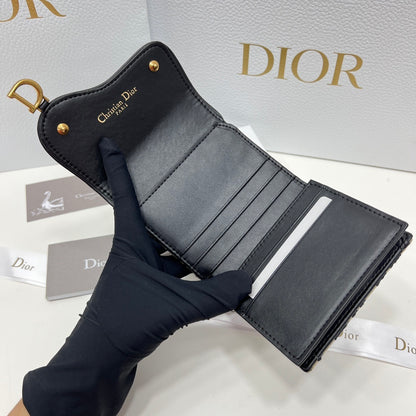 Dior Saddle Lotus Wallet "Beige and Black Dior Oblique Jacquard"