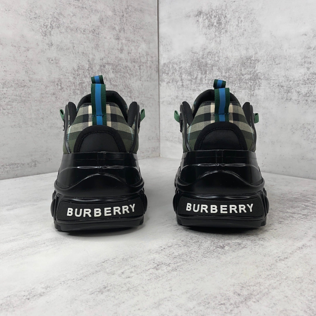 Burberry Arthur "Green"