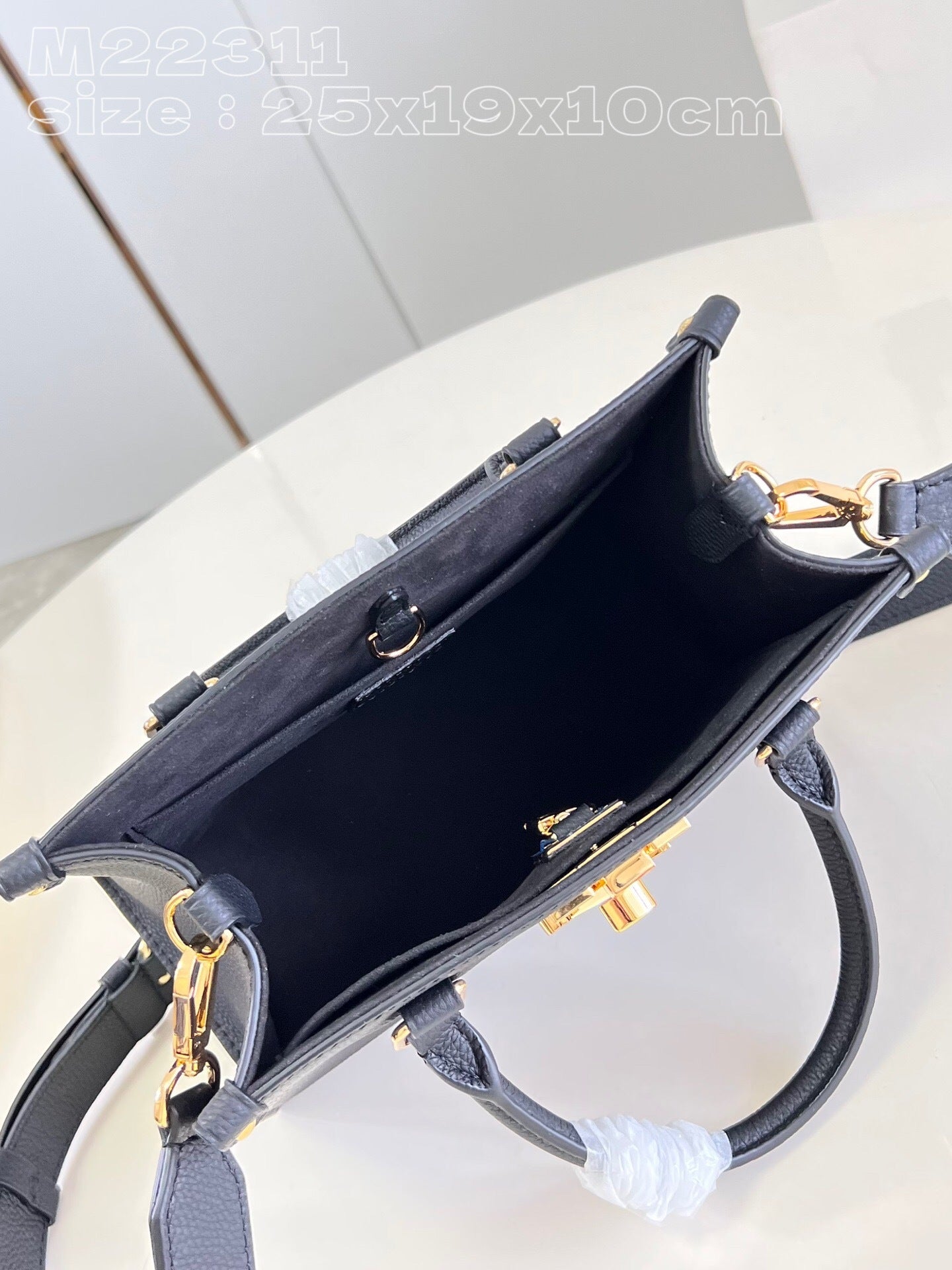 Louis Vuitton Lock & Go