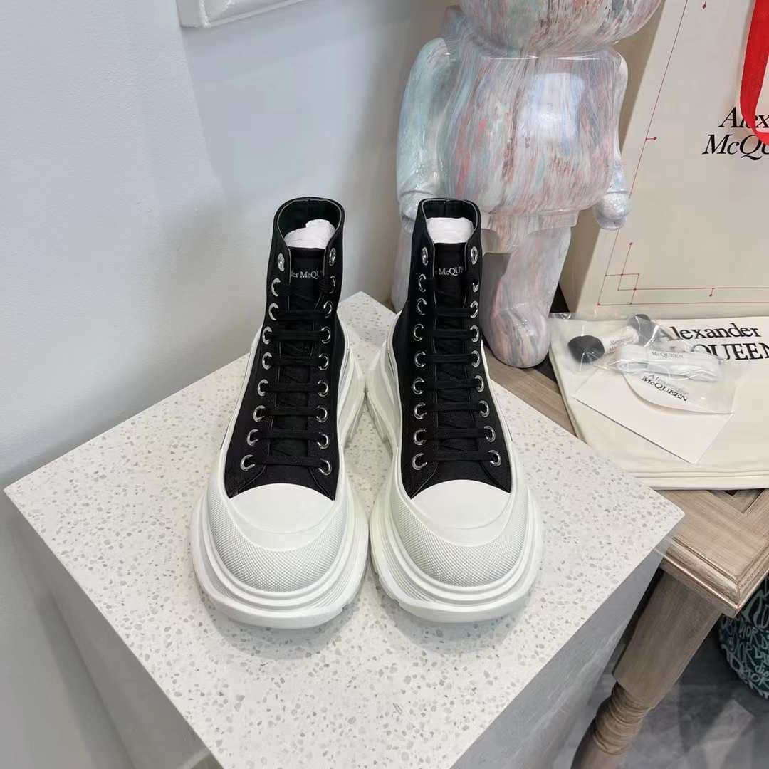 Alexander McQueen Canvas Tread Slick "Black-White"