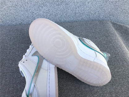 Diamond Supply Co. x Nike SB Dunk Low Pro OG QS "White"
