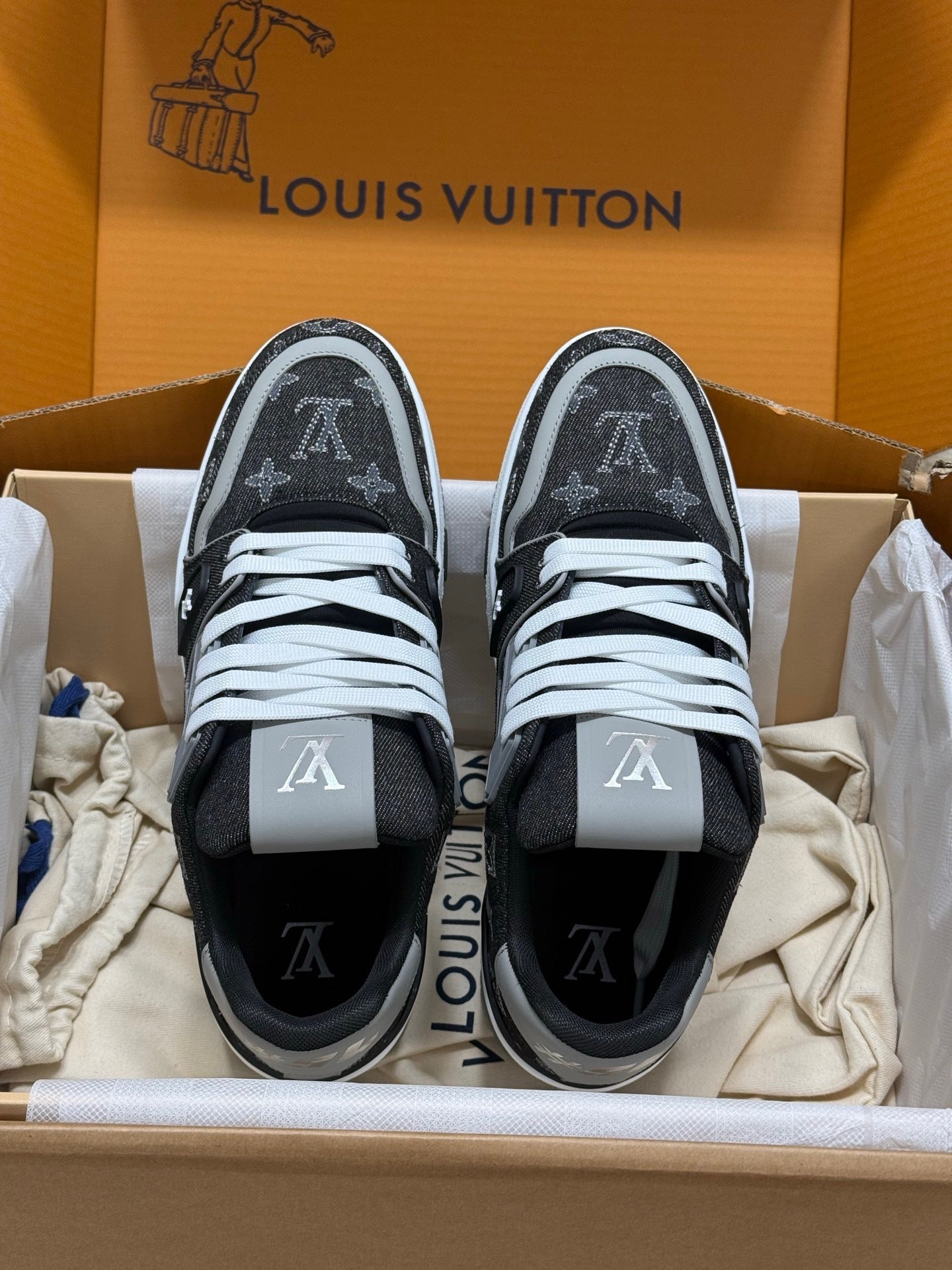 Louis Vuitton LV Trainers "Grey-Black Denim"