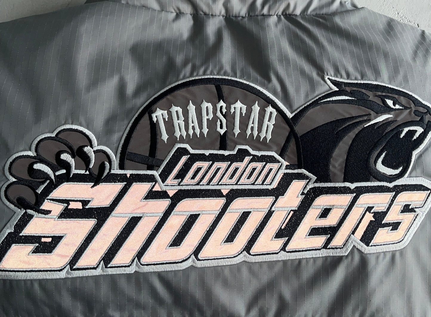 Trapstar Shooters Down Vest "Grey-Reflective Logo"