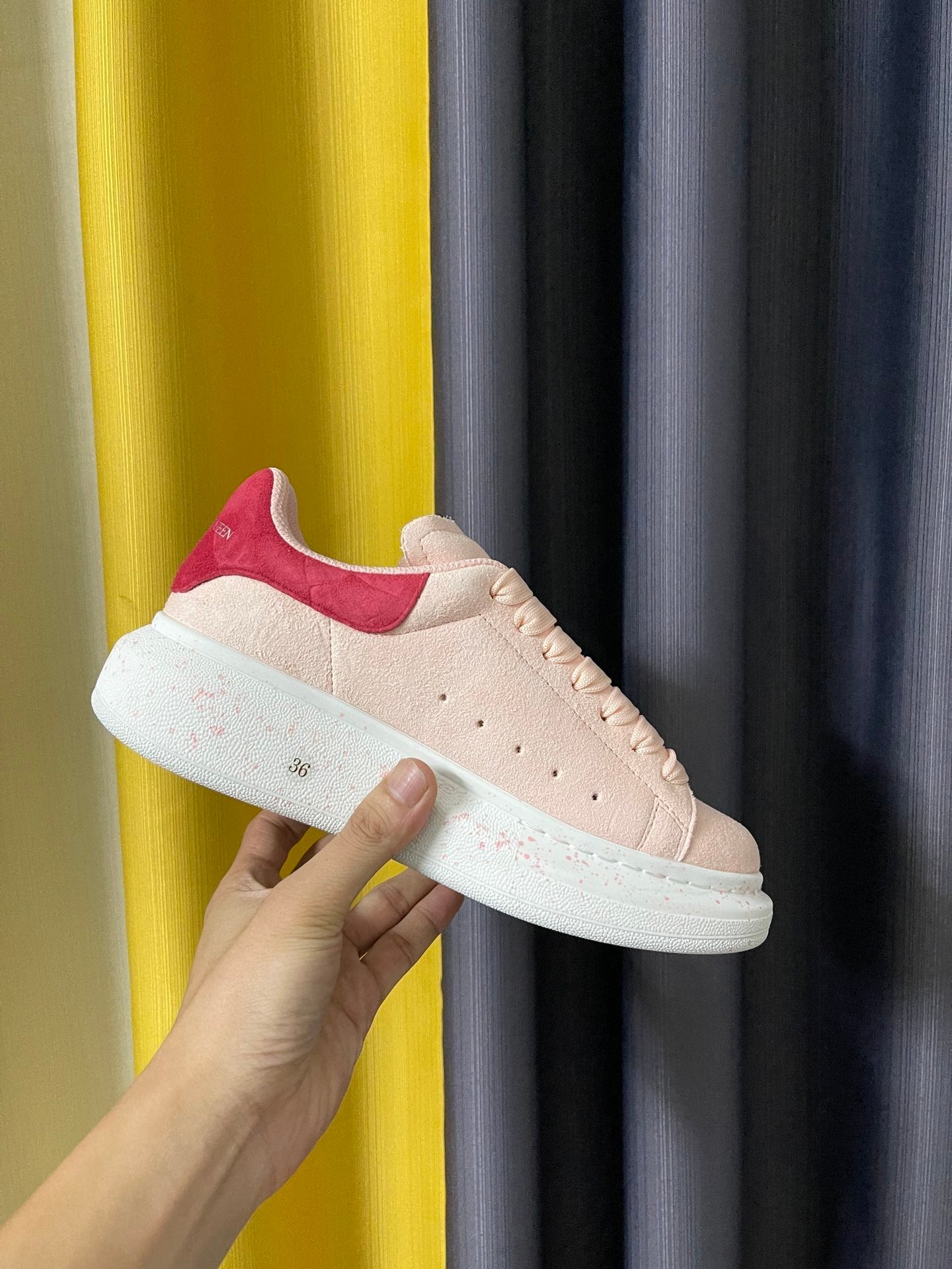 Alexander McQueen Oversized "Tea Rose"