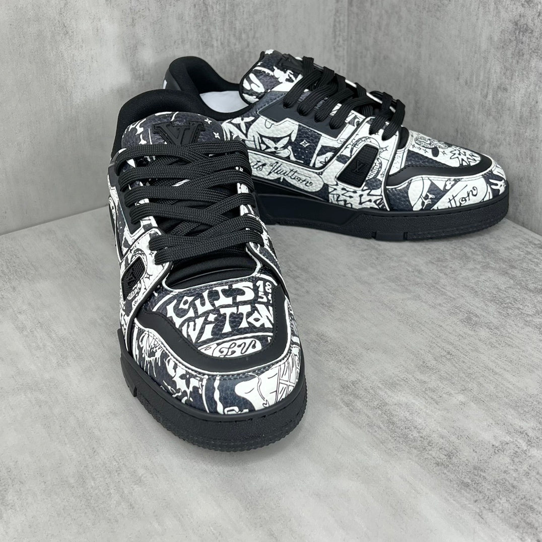 Louis Vuitton Trainers "Comic Motif Black-White"