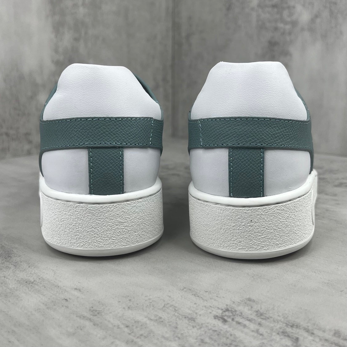 Hermes Free "Green-White-Black"