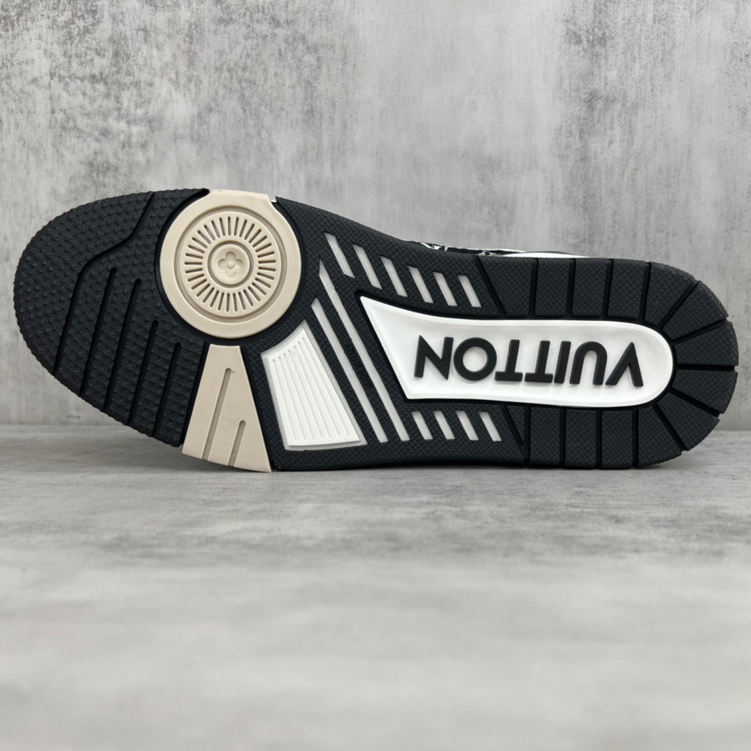 Louis Vuitton Trainers "Black-White Textile"