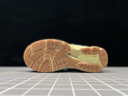 New Balance 1906R “White-Red”