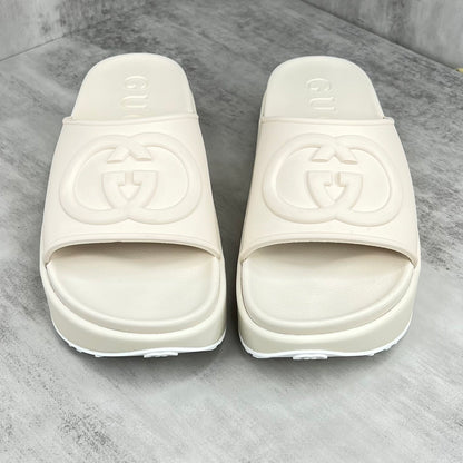Gucci Slides "Cream"