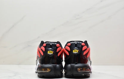 Nike Air VaporMax Plus "Salmon-Grey"