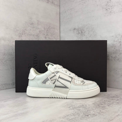 Valentino Garavani VL7N "White-Grey"