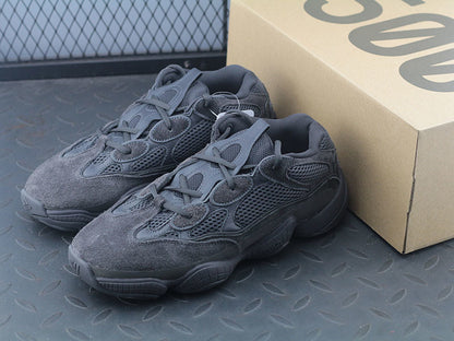 Yeezy 500 "Utility Black"
