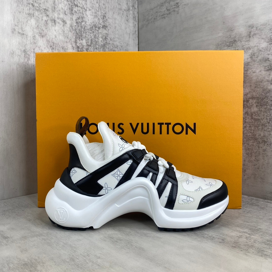Louis Vuitton Arklight "White-Black-Hollow Monogram"