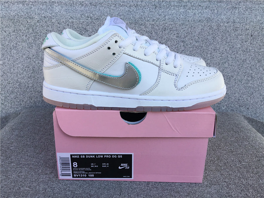 Diamond Supply Co. x Nike SB Dunk Low Pro OG QS "White"