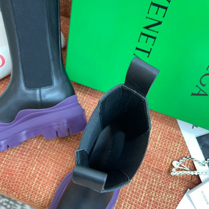 Bottega Veneta Tire Chelsea Boots "Black-Purple"