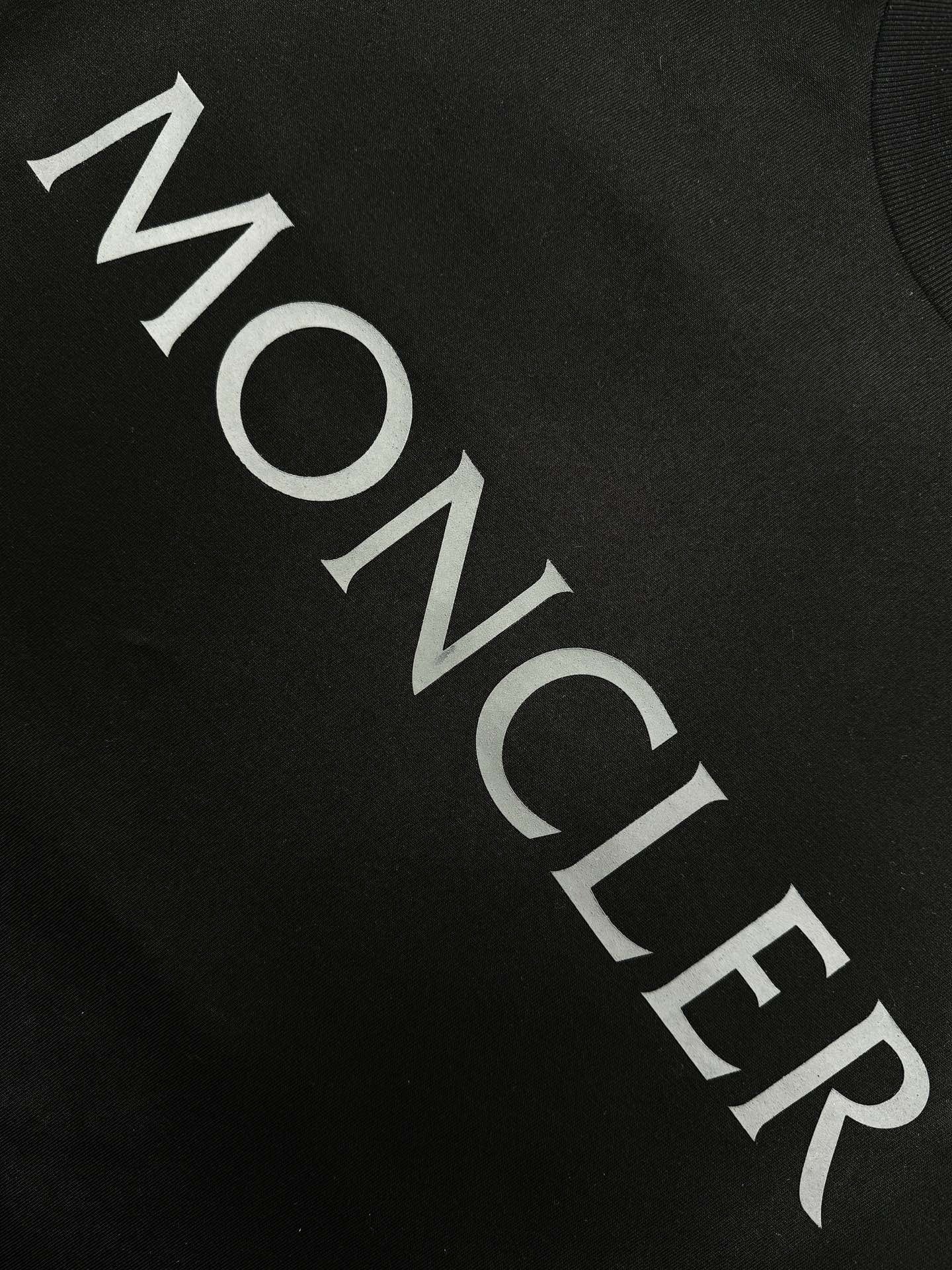 Moncler Logo T-Shirt "Black"