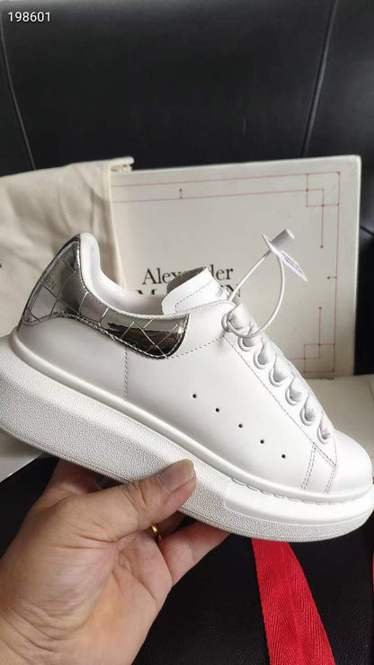 Alexander McQueen Oversized "White-Silver Crocodile"