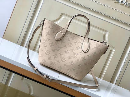 Louis Vuitton Blossom PM