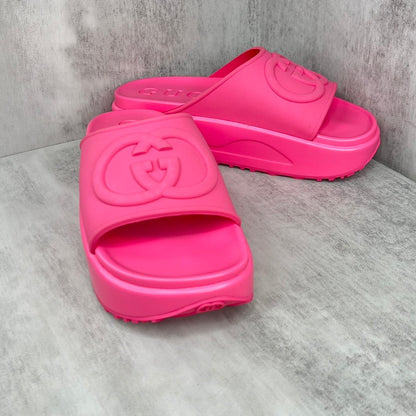 Gucci Slides "Pink"
