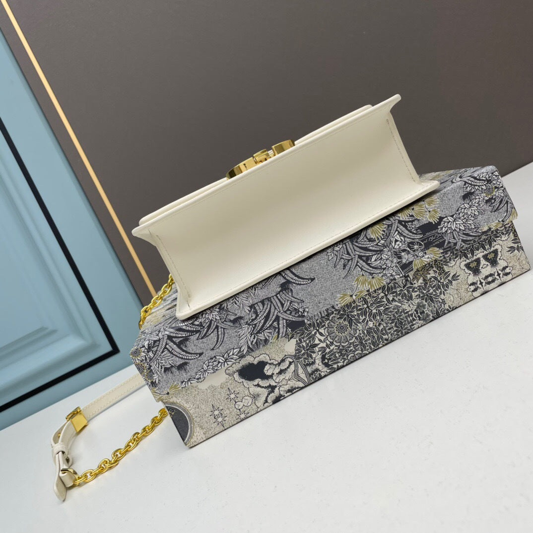 Dior 30 Montaigne East-West Bag with Chain "Latte Calfskin"