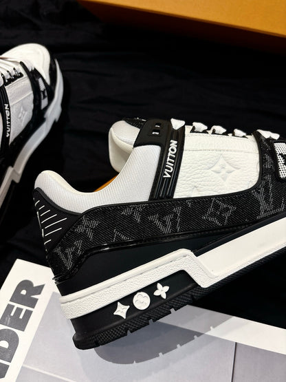 Louis Vuitton LV Trainers "Noir Denim"