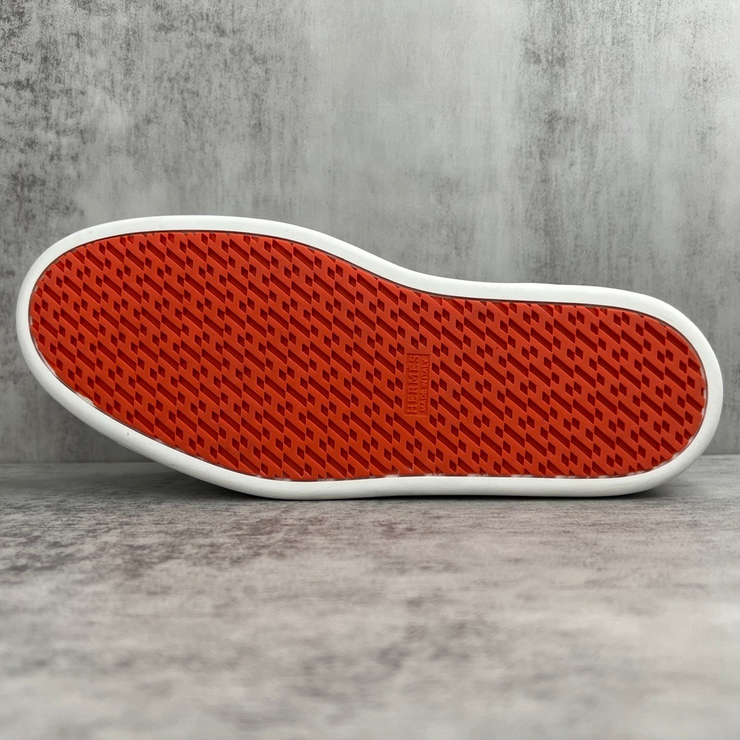 Hermes Free "Black-White-Blue"